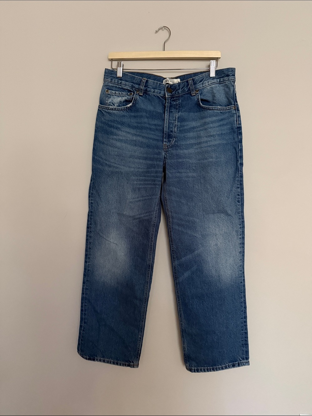 Zara Women's Boyfriend Jeans — Medium Blue Wash